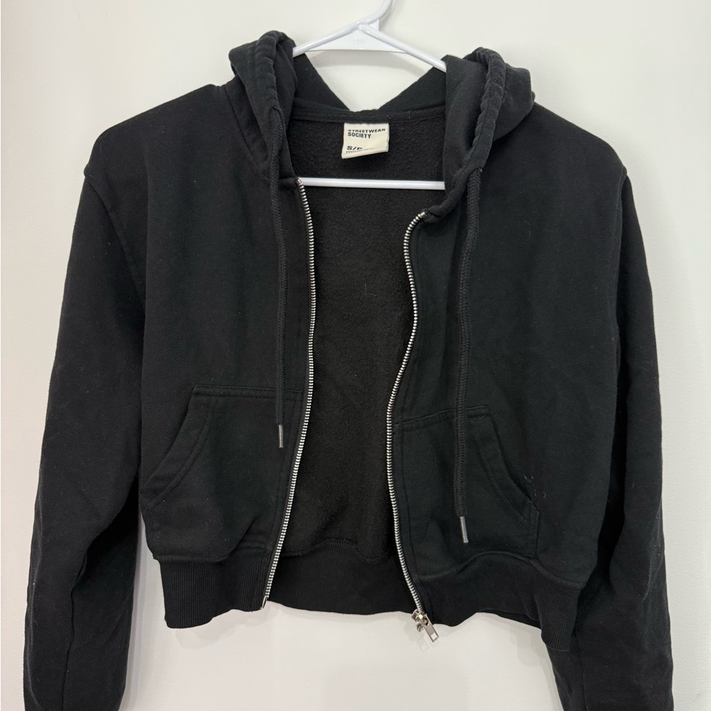 Black Cropped Hoodie